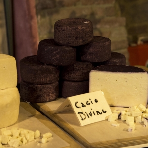 Exhibition of white truffles and fossa cheese